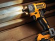 Atornillador De Impacto Dewalt Inalámbrico Dcf887b 1/4 20v